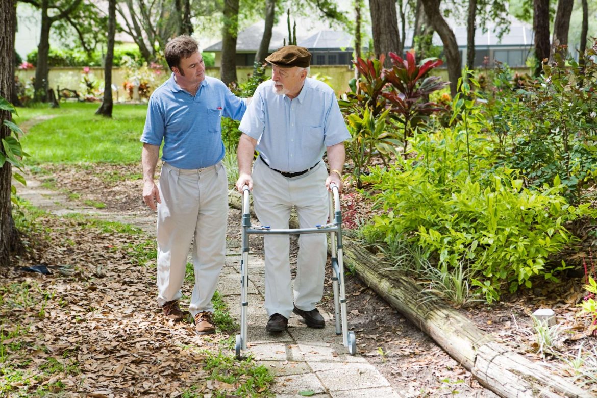 Why an Elderly Companion Care Professional Can Transform a Loved One’s Life
